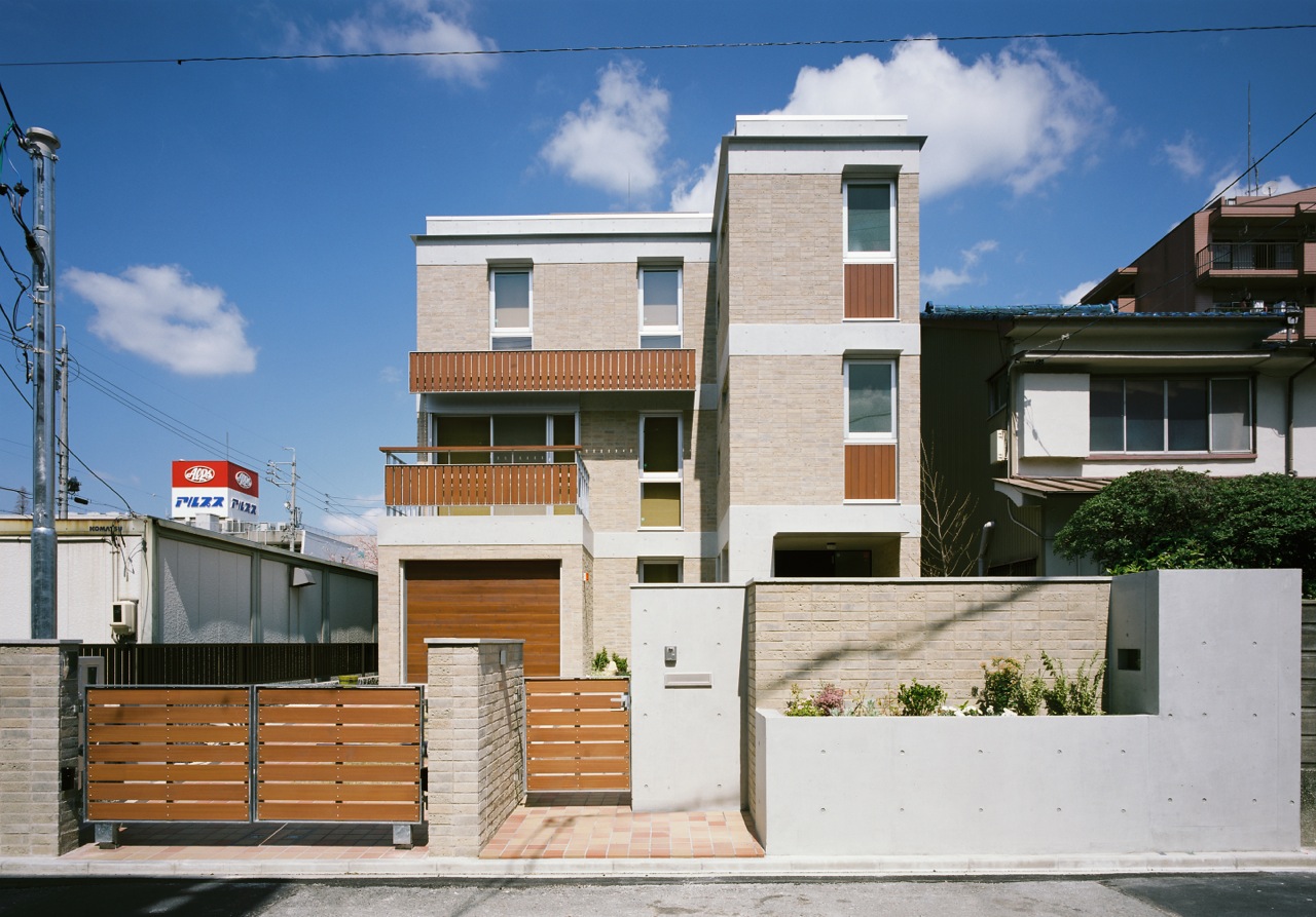  View from the street 