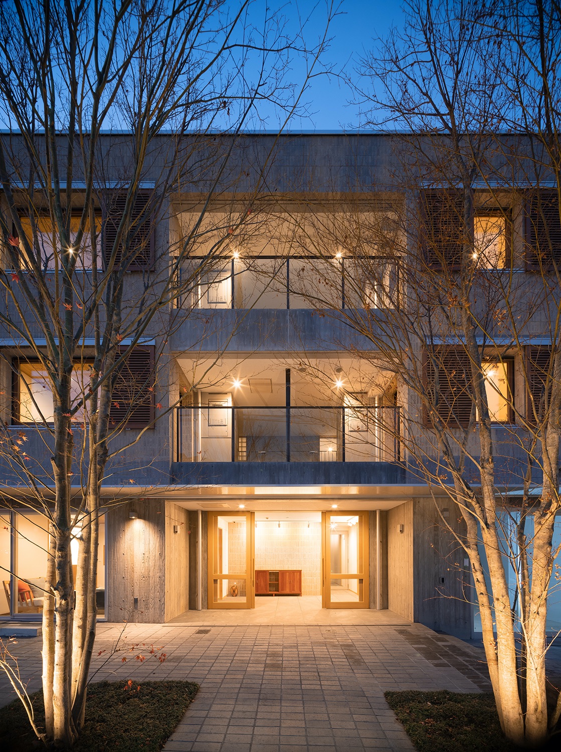 South block entrance with upper terraces   South block entrance with upper terraces