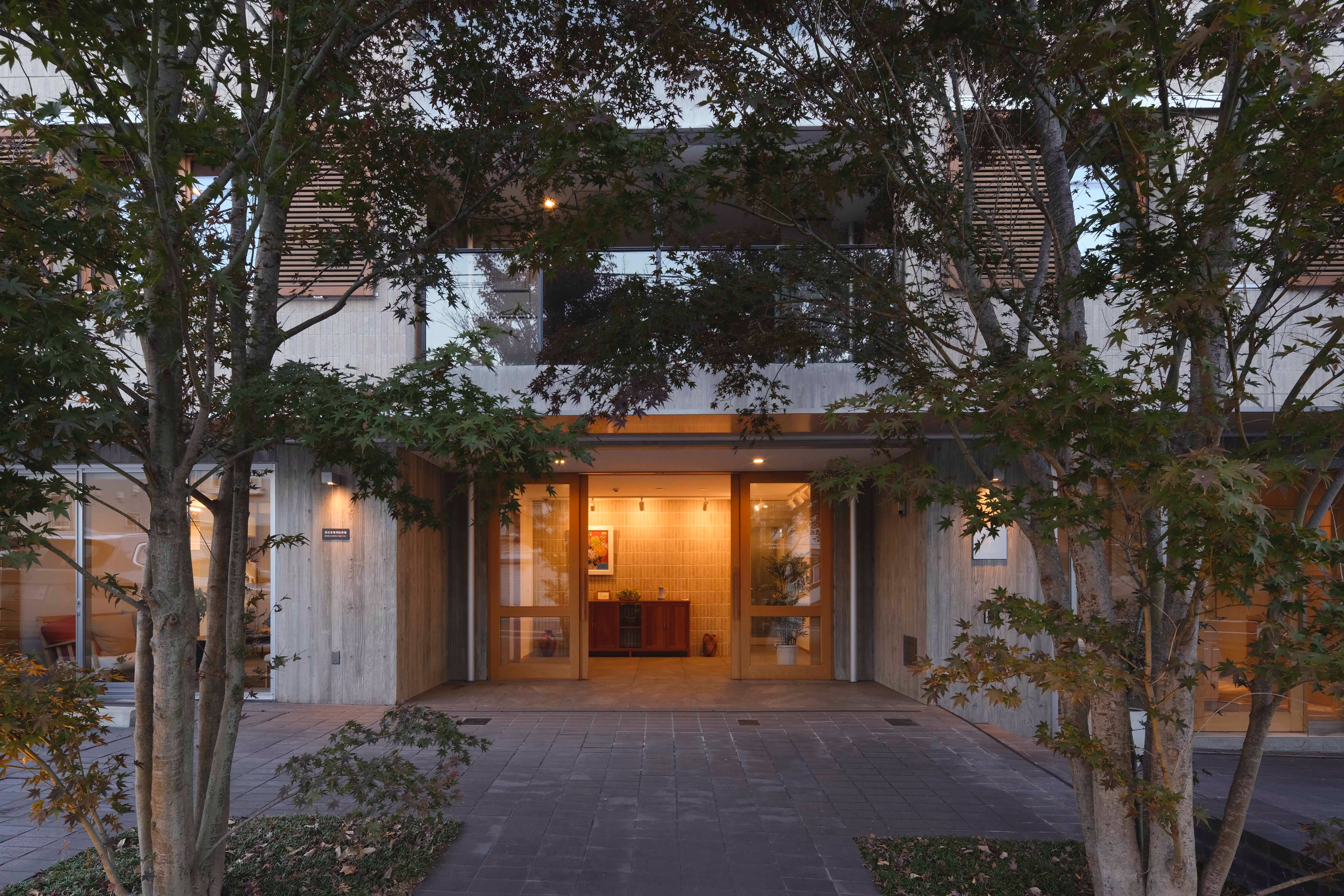 South Entrance   South Entrance