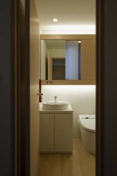  First floor guest washroom 